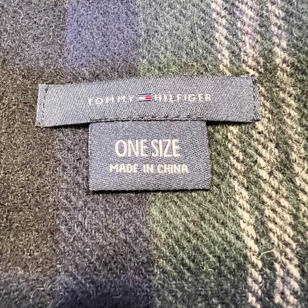 Tommy Hilfiger Muffler NWT